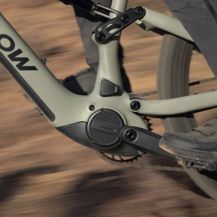 Amflow PR Carbon Avinox M2 800Wh–E-MTB Carbone Puissant & Endurant